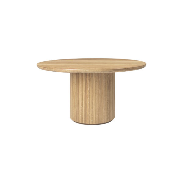 Moon Round Dining Table, oiled oak Moon Round Dining Table, oiled oak, GUBI