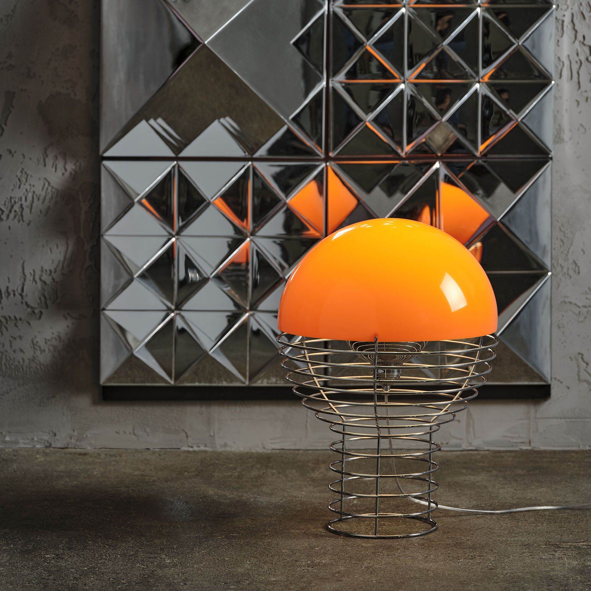 Verpan wire store table lamp