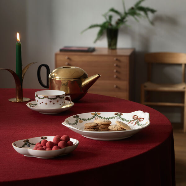 Star Fluted Christmas Dish 27 cm, Royal Copenhagen