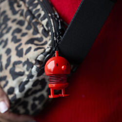 Hoptimist Bumble Bag charm, red, Hoptimist