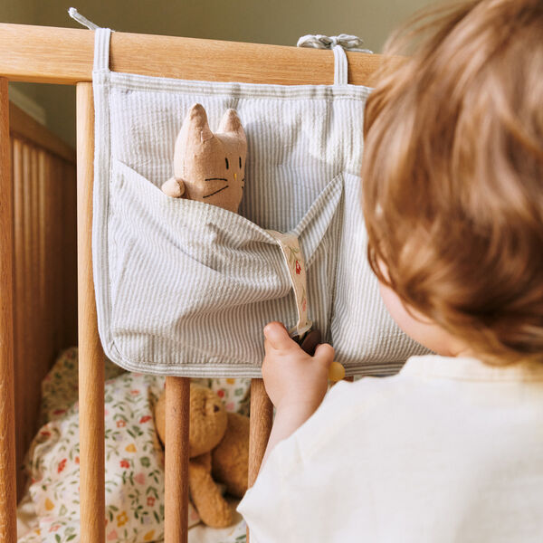 Polly Bed Pockets, dew stripe, Dear April
