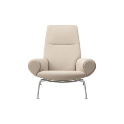 Wegner Queen Chair |  Warm Grey | Lounge Chair + Ottoman, Fredericia Furniture