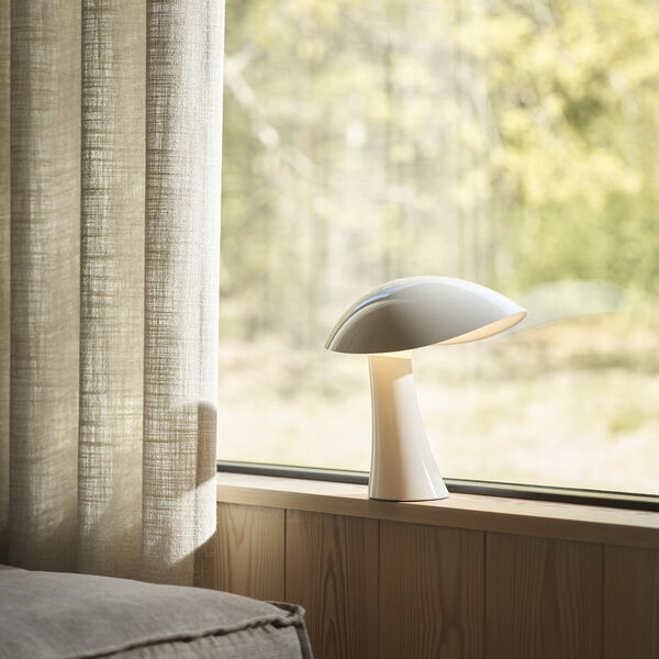 Rumee 220 Portable Lamp, cloud white, Louis Poulsen
