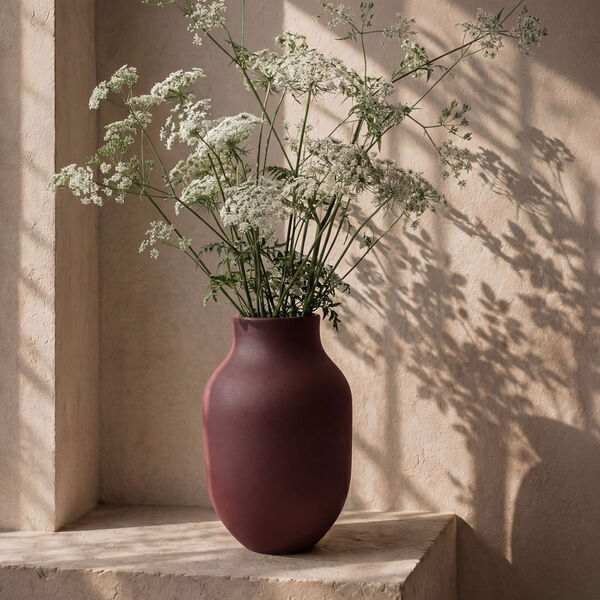 Studio Omaggio #1 Vase H 31 cm, burgundy, K&auml;hler