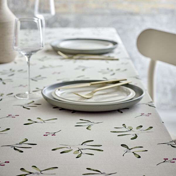 Mistletoe Christmas Tablecloth, nature Mistletoe Christmas Tablecloth, nature, Södahl