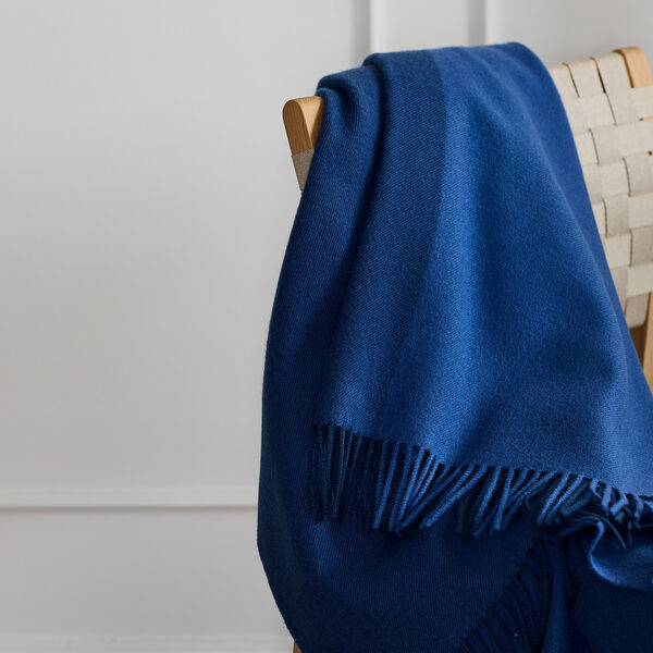 Secret Throw, 02206 indigo/cobalt, Silkeborg Uldspinderi