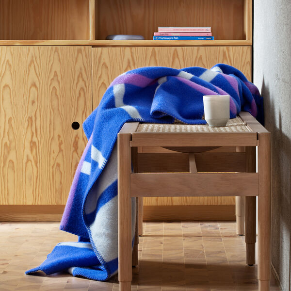 KNUT Throw, cobolt blue, Røros Tweed