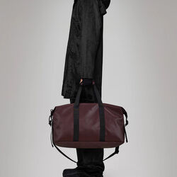 Hilo Weekend Bag, depth, Rains