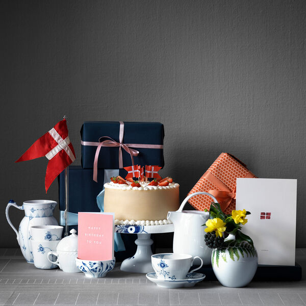 Blue Fluted Plain Jug 90 cl, Royal Copenhagen