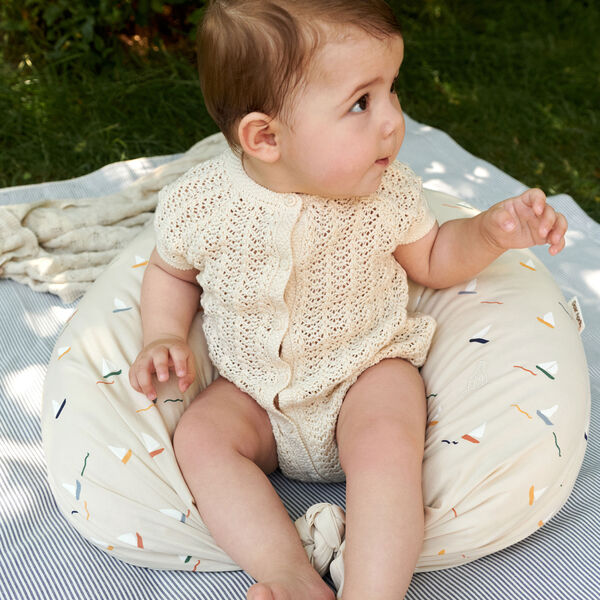 Nami Nursing Pillow, pond boats Nami Nursing Pillow, pond boats, Dear April