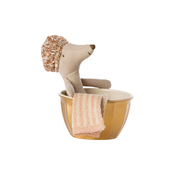 Big Sister Wellness Mouse, Maileg