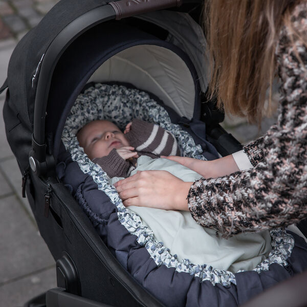 Hood for 3-in-1 Baby Nest, blue olive Hood for 3-in-1 Baby Nest, blue olive, Sebra