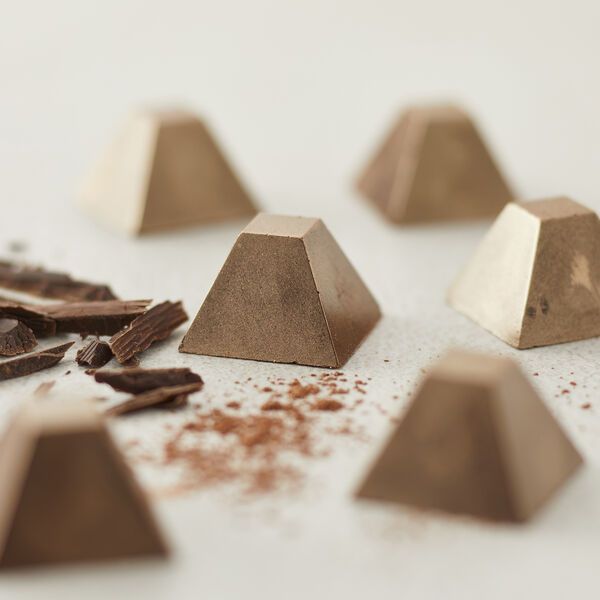 Chocolate Mould Pyramide for 21 pcs, Blomsterbergs