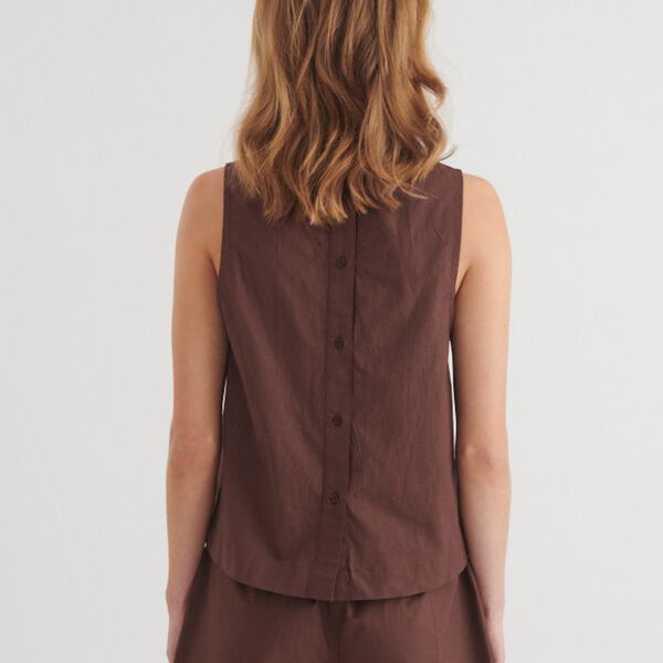 Ida Top, chicory coffee, Basic Apparel