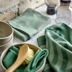Reflection Tea Towel, pine green, Södahl