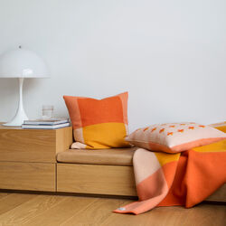 SYNDIN Throw, cloudberry, R&oslash;ros Tweed