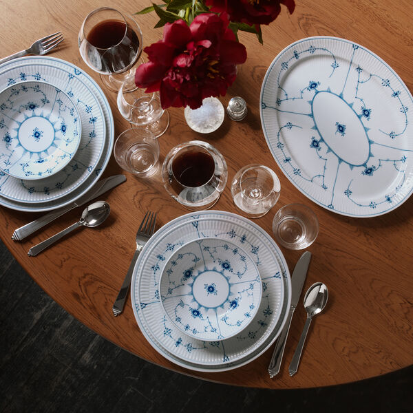 Blue Fluted Plain Deep Plate &Oslash; 17 cm, Royal Copenhagen