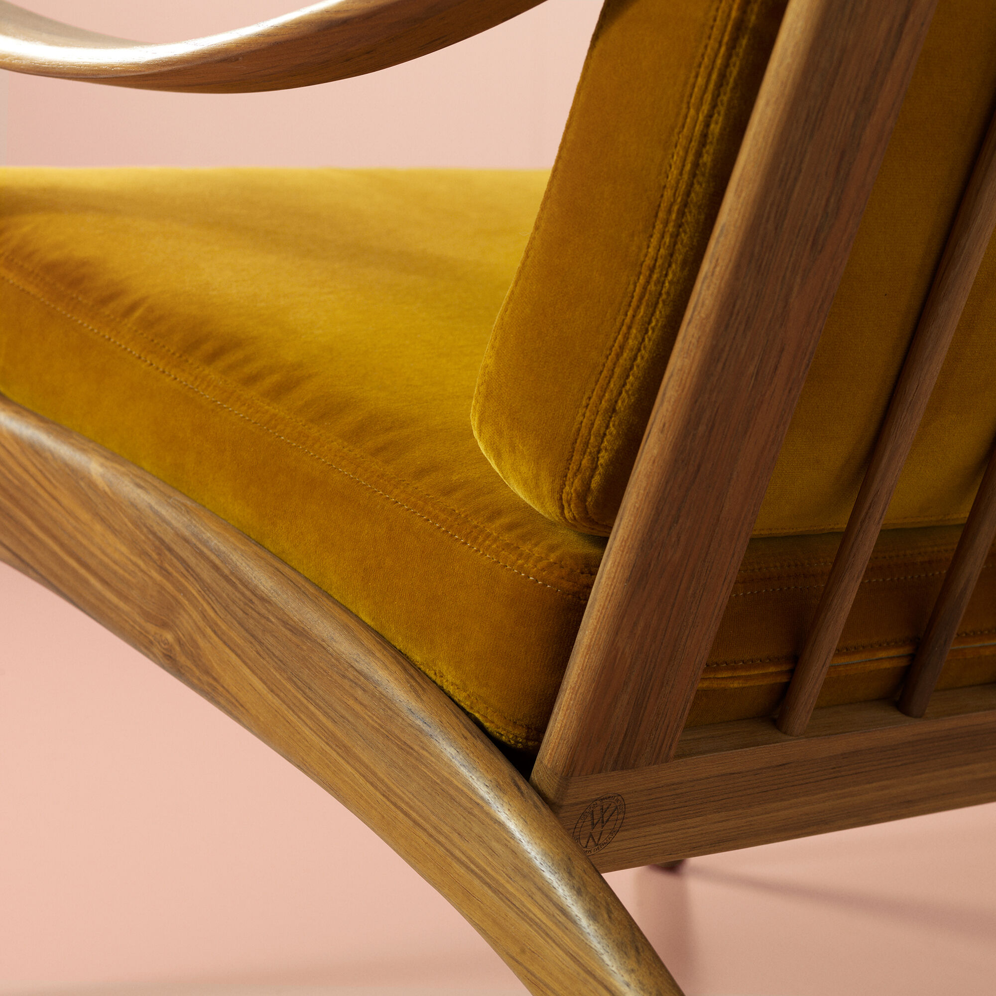 Lean hotsell back chair