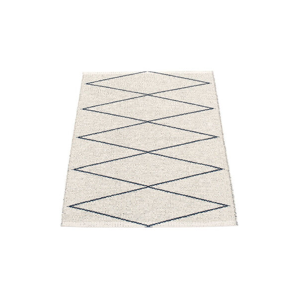 Max Plastic Rug, dark blue/vanilla, Pappelina