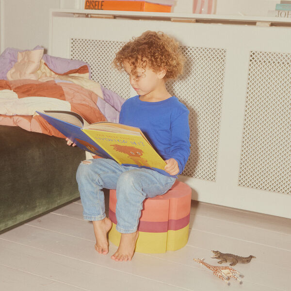 Fish L, yellow gym, bObles