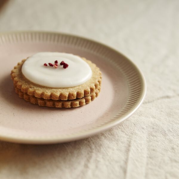 Colorit Plate Ø 19 cm, rose Colorit Plate Ø 19 cm, rose, Knabstrup Keramik