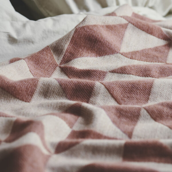 Twist a Twill Throw, 01178 rusty rose, Silkeborg Uldspinderi