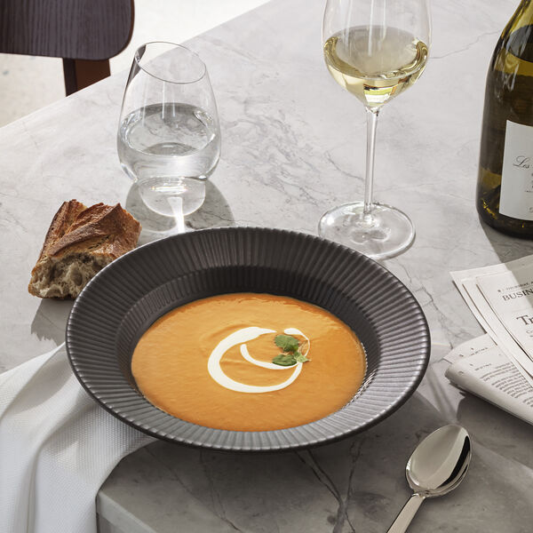 Legio Nova Deep plate 22 cm, black, Eva Trio