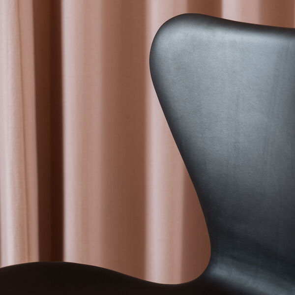 Series 7™ 3107 Fully Upholstered Chair, dark brown/chrome Series 7™ 3107 Fully Upholstered Chair, dark brown/chrome, Fritz Hansen