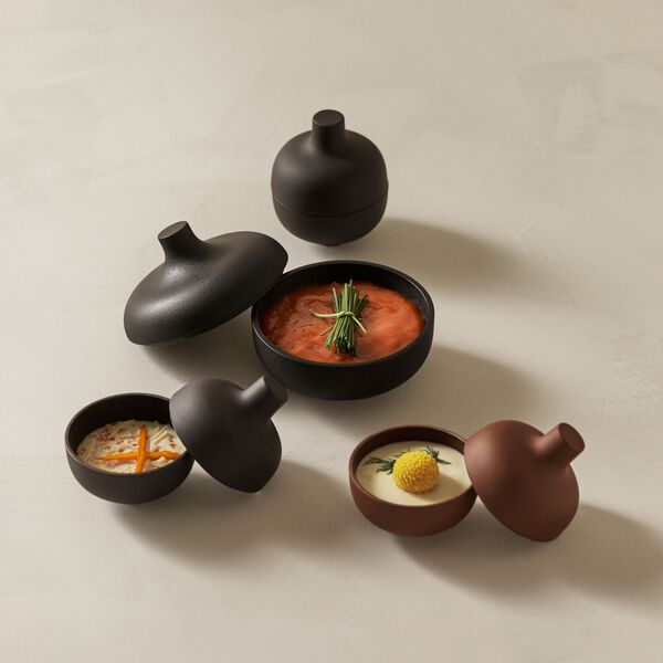 Sand Secrets Small Bowl, black clay Sand Secrets Small Bowl, black clay, Design House Stockholm