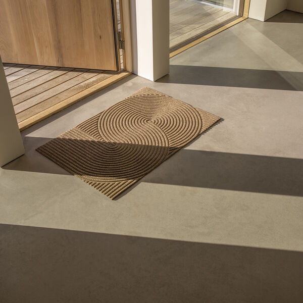 Sand Doormat, Heymat