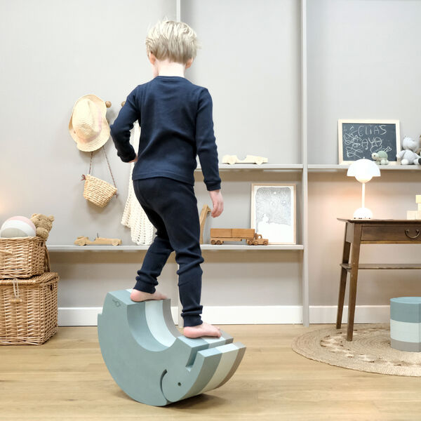 Elephant M, green haze, bObles