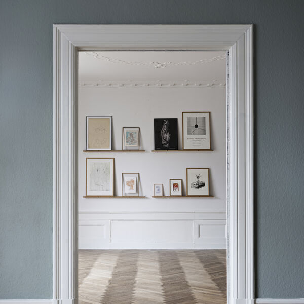 Gallery Shelf, oak Gallery Shelf, oak, MOEBE