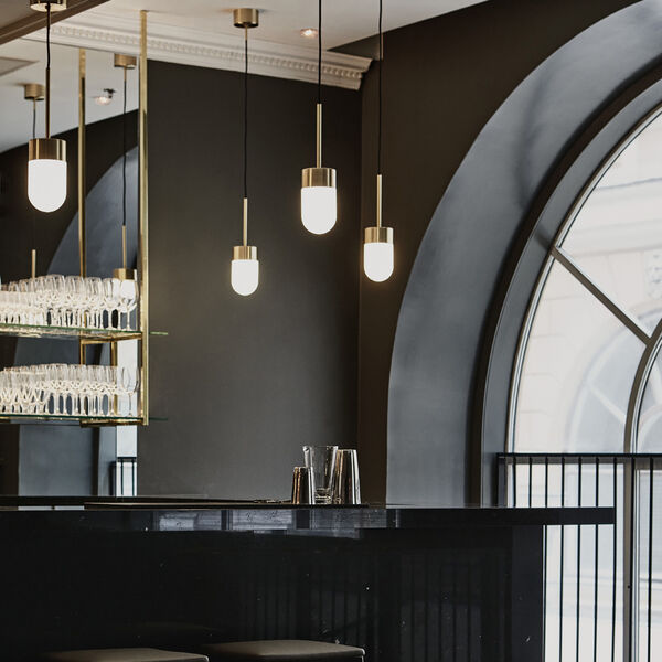 Vox Pendant, brass/opal, Rubn