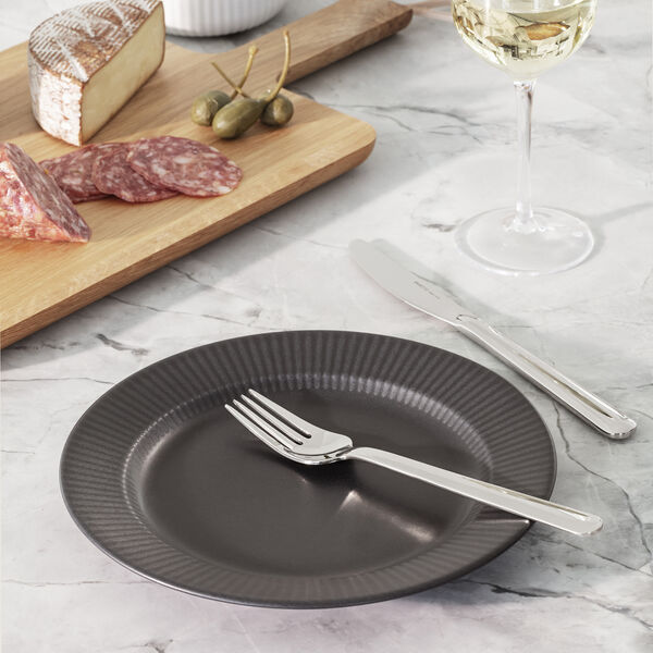 Legio Nova Lunch plate 22 cm, black, Eva Trio