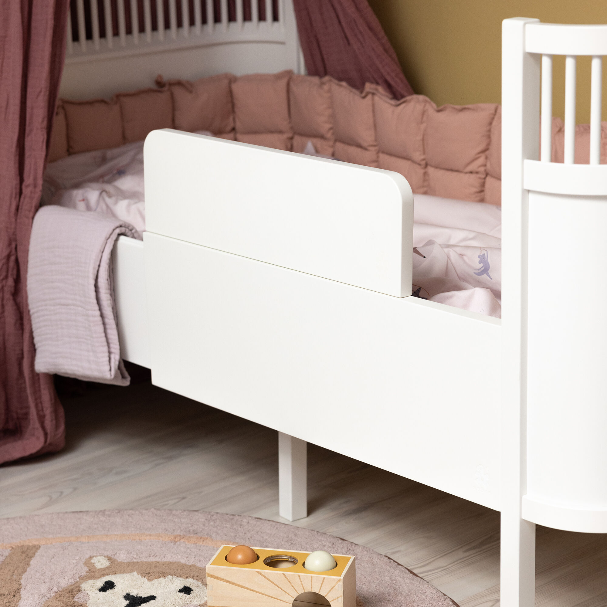 Sebra baby cot on sale