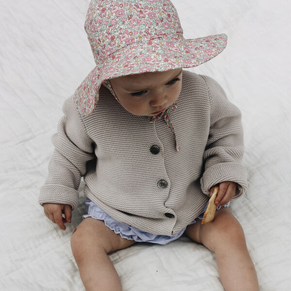 Yvonne Hat Baby, pink betsy, Lalaby