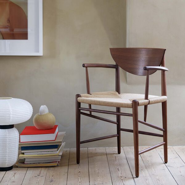 Drawn HM4 Dining Chair, oiled walnut Drawn HM4 Dining Chair, oiled walnut, &Tradition