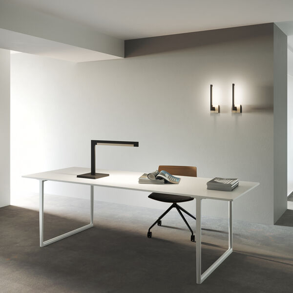 INLAY T2 LINEAR Table Lamp, matt black/satin gold INLAY T2 LINEAR Table Lamp, matt black/satin gold, LIGHT-POINT