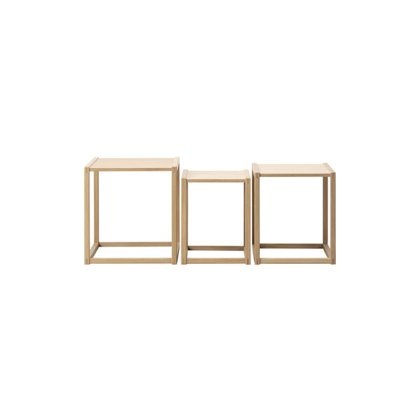 BM375 Nesting Tables, light oiled oak BM375 Nesting Tables, light oiled oak, Fredericia Furniture