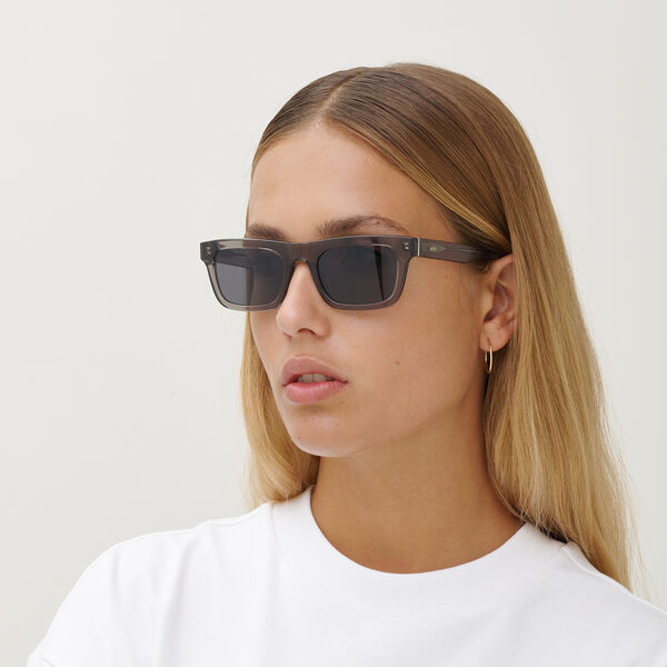 NEW DYLAN sun glasses, crystal grey, MESSYWEEKEND