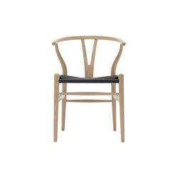 CH24 Wish Bone Chair, soap treated oak/black, Carl Hansen & S&oslash;n