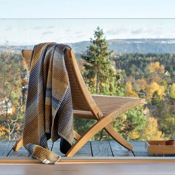 FRI Throw, november view FRI Throw, november view, Røros Tweed