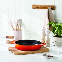 Everyday cast iron pan 28 cm, volcanic, Le Creuset