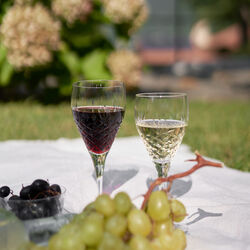 Crispy Red 2 pcs, Frederik Bagger