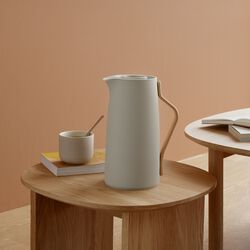 Emma Coffee Vacuum Jug, sand, Stelton