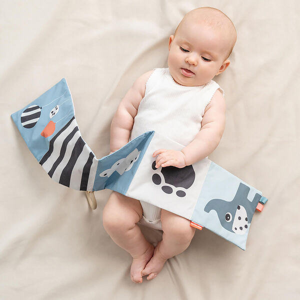 Deer Friends Fold-out Soft Book, colour mix, Done by Deer