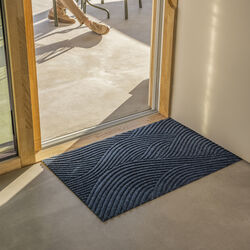 Sjø Doormat, Heymat