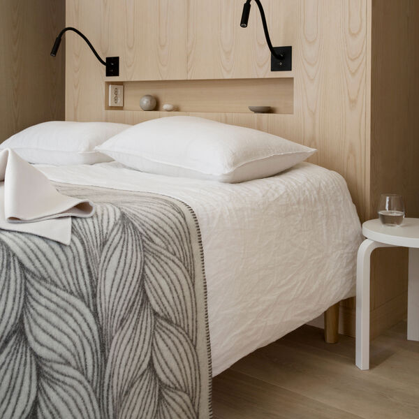 NATURPLEDD Throw, flette, Røros Tweed