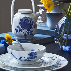 Blomst Teapot, tree peony, Royal Copenhagen