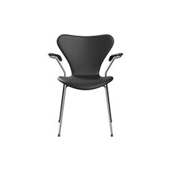 Series 7™ 3207 Fully Upholstered Chair, Essential black, Fritz Hansen
